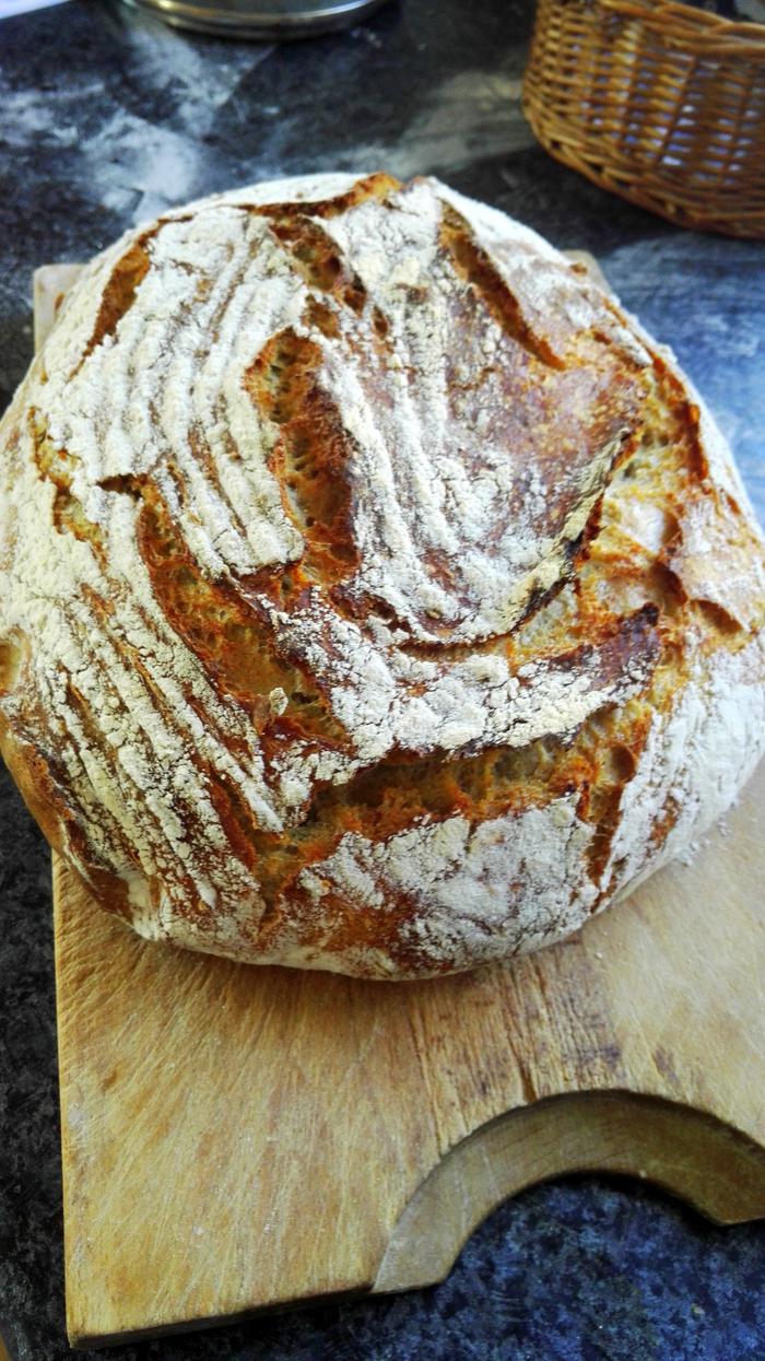 sourdough bread with potato and spelt