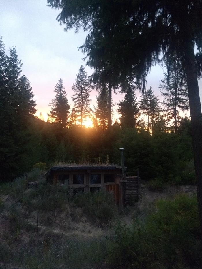 Dogstar cabin feat. Sunset