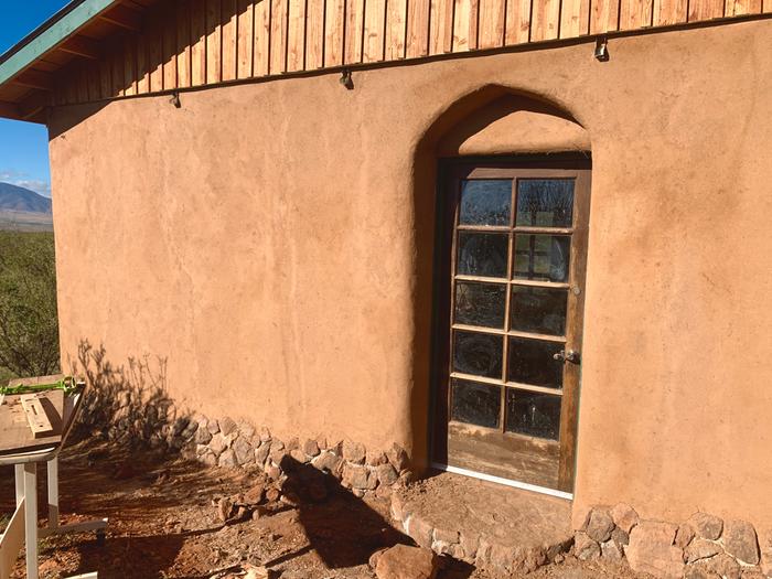 earth plaster straw bale studio garden room