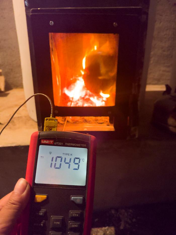 Measured combustion chamber temperature