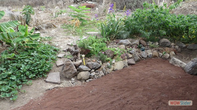 Artistic dry toilet and outside shower