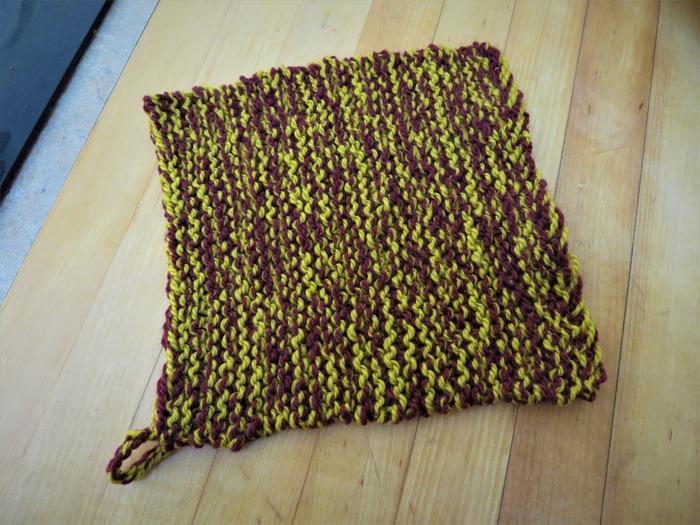 knit hotpad