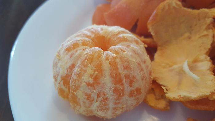 Breaking fast with some succulent tangerines.
