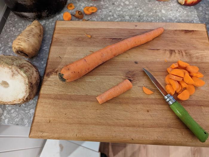 Carrot cutting