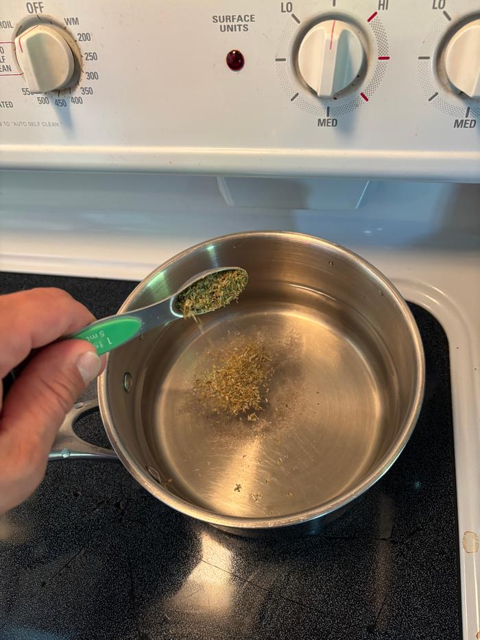 Making the vinegar brine 