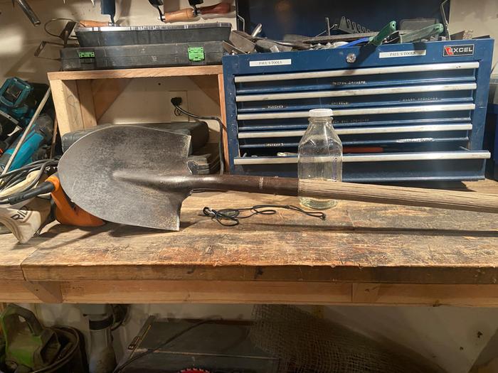 A dull shovel in the shop at wheaton labs