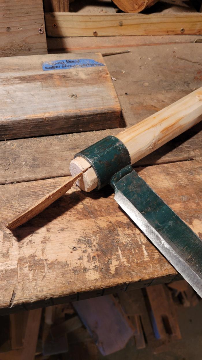 Positioning scrounged and shaped wedge