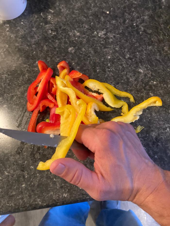 Cutting peppers