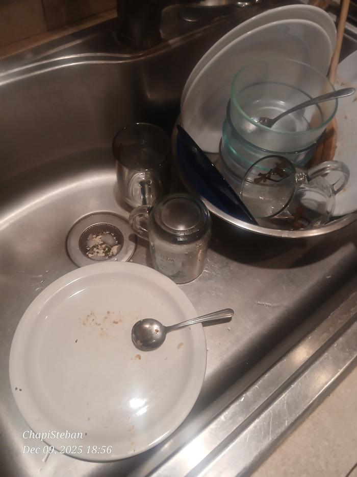 Dirty dishes 