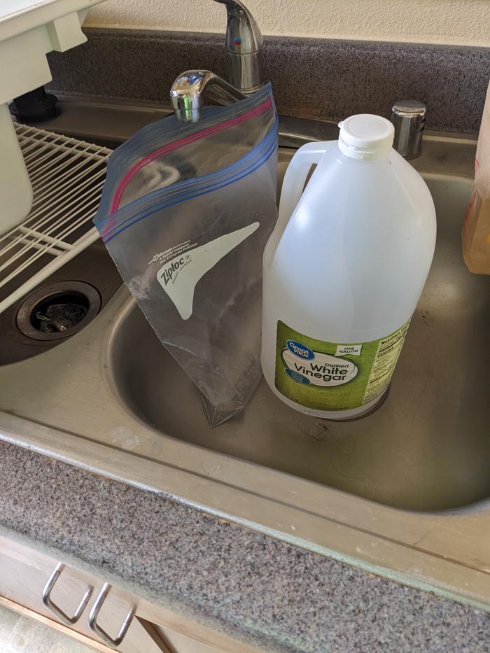 Make vinegar water bag