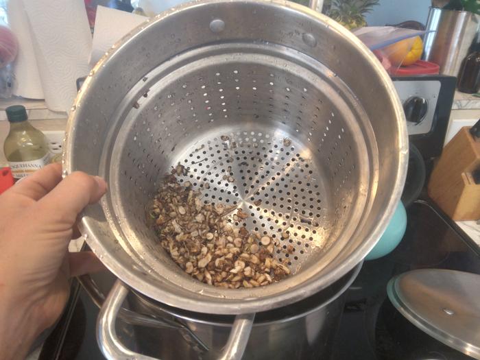 steamer basket with dandelion root