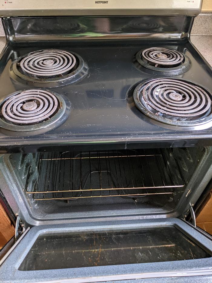 Clean oven 