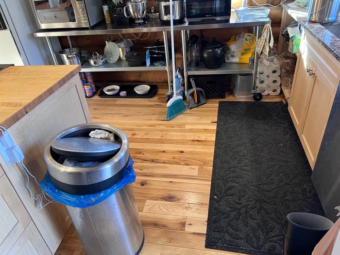 After all the counters are clean, then I sweep and this is that all done! I mostly don't mop, but when I find little circles of gunk, I just use water on a rag. If it's oily, a touch of soap. That black "rug" got vacuumed.