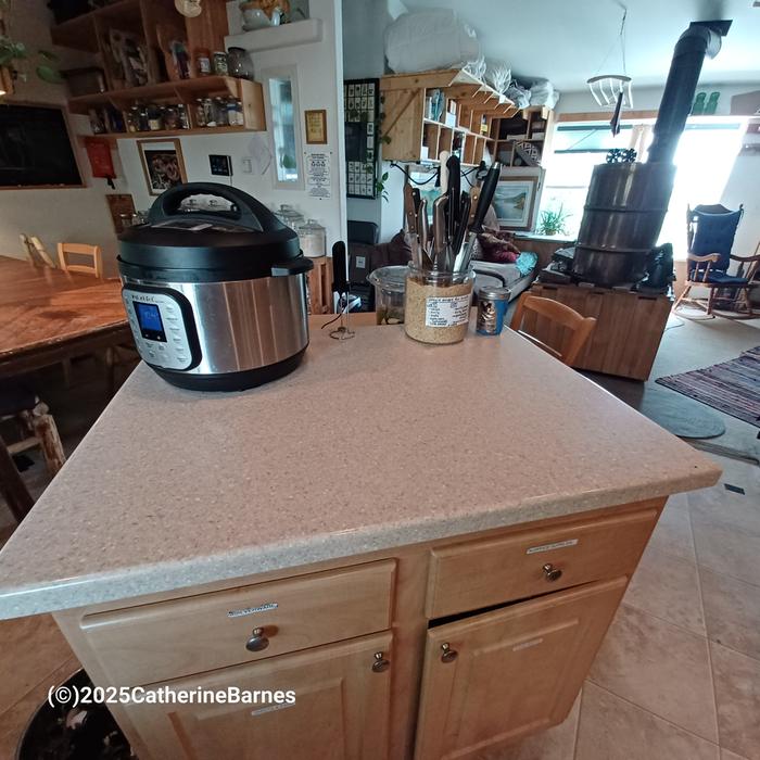 [Thumbnail for BB-Clean-a-Kitchen-after-counter.jpg]