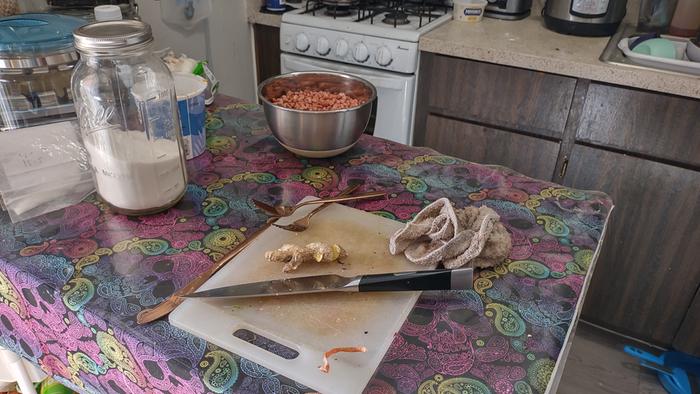 [Thumbnail for 03-dirty-table.jpg]