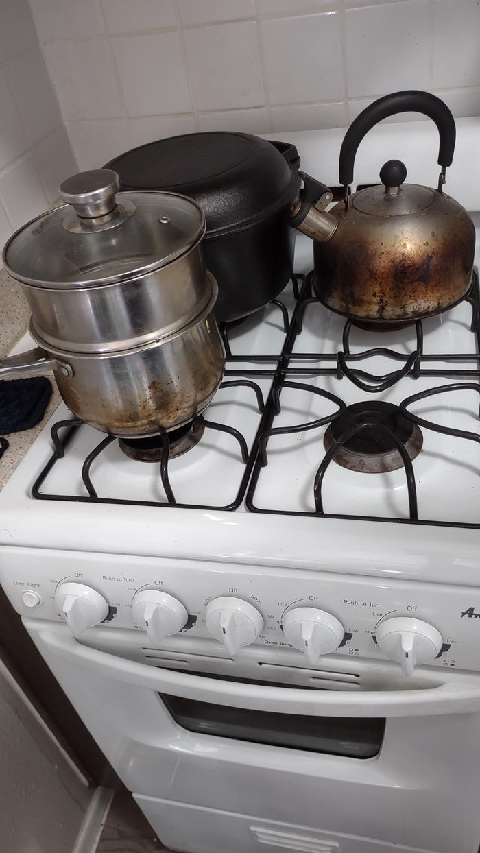 [Thumbnail for 10-clean-stovetop.jpg]