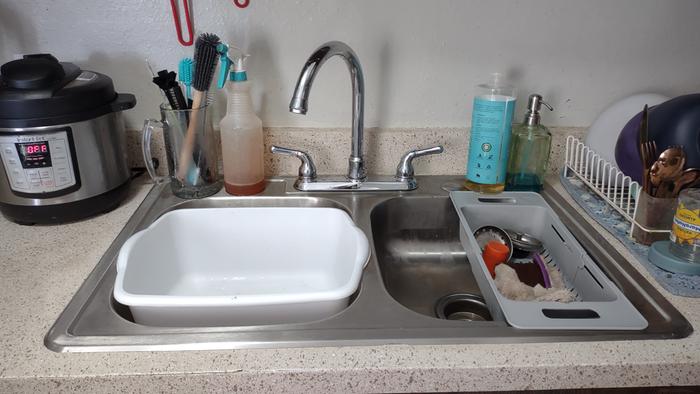 [Thumbnail for 11-clean-sink.jpg]