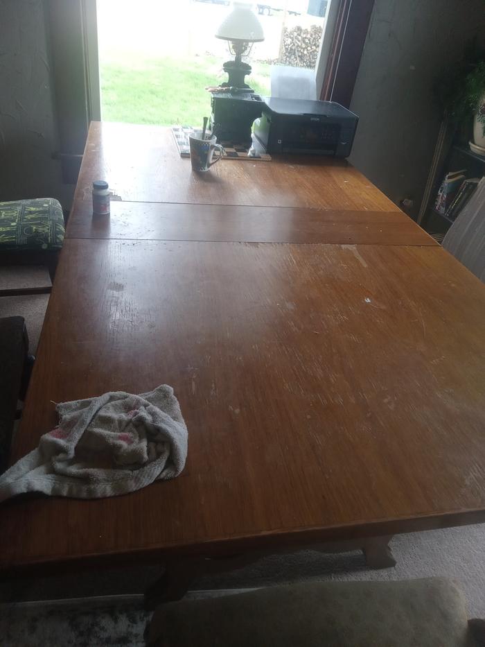 Table was suspiciously clean before. I must have magical elves. Maybe il make them cookies so they keep it up! 