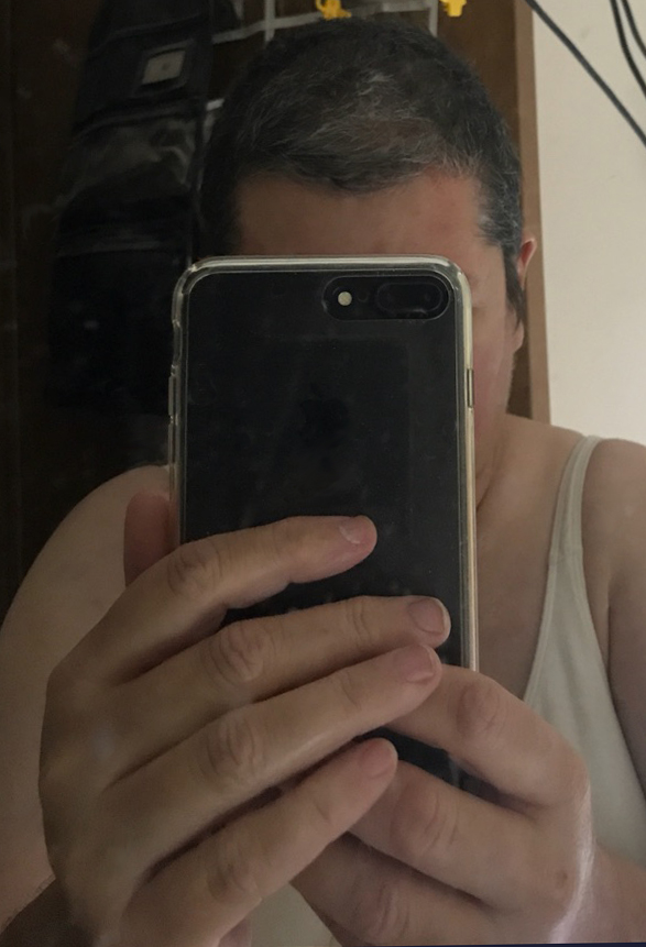 [Thumbnail for SelfieWithoutBreakingCamera.jpg]