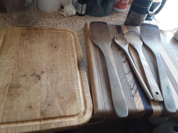 Utensils before oiling