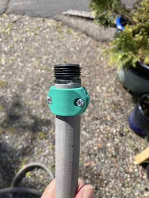 hose clamp tightened