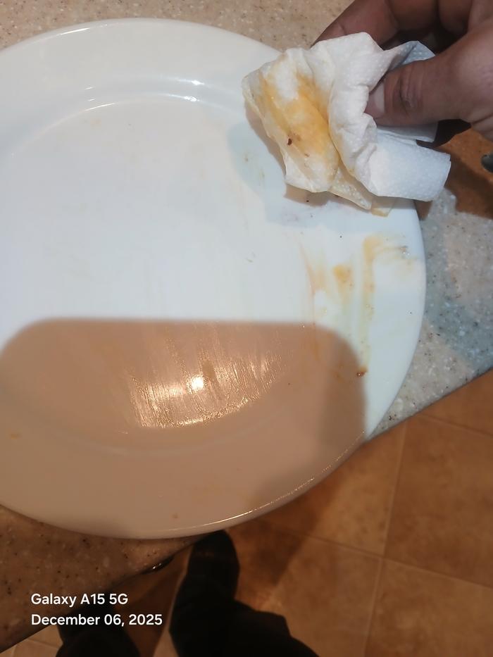 [Thumbnail for 20251206_213156.jpg]