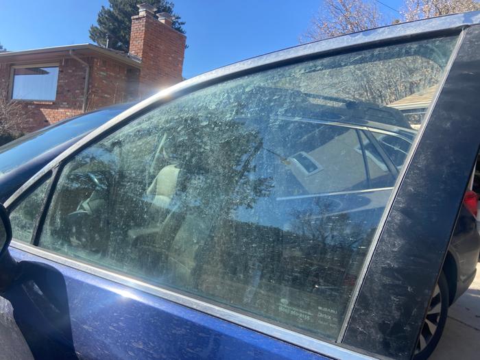 [Thumbnail for dirty-window-3.jpg]