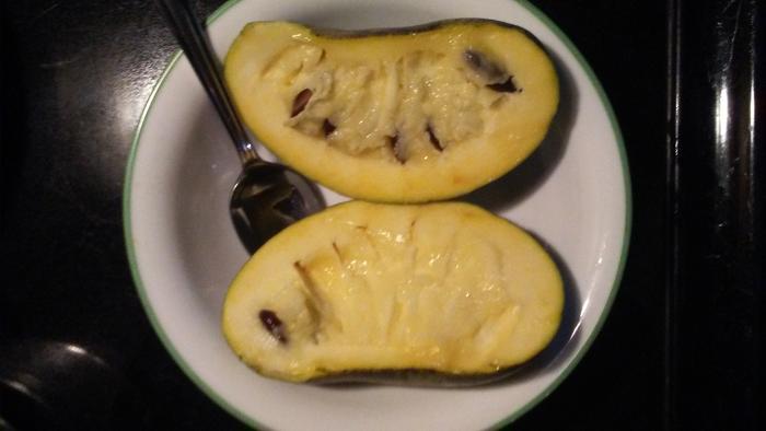 Yum! Looking forward to more pawpaws next seaon (this was the last of this year's)