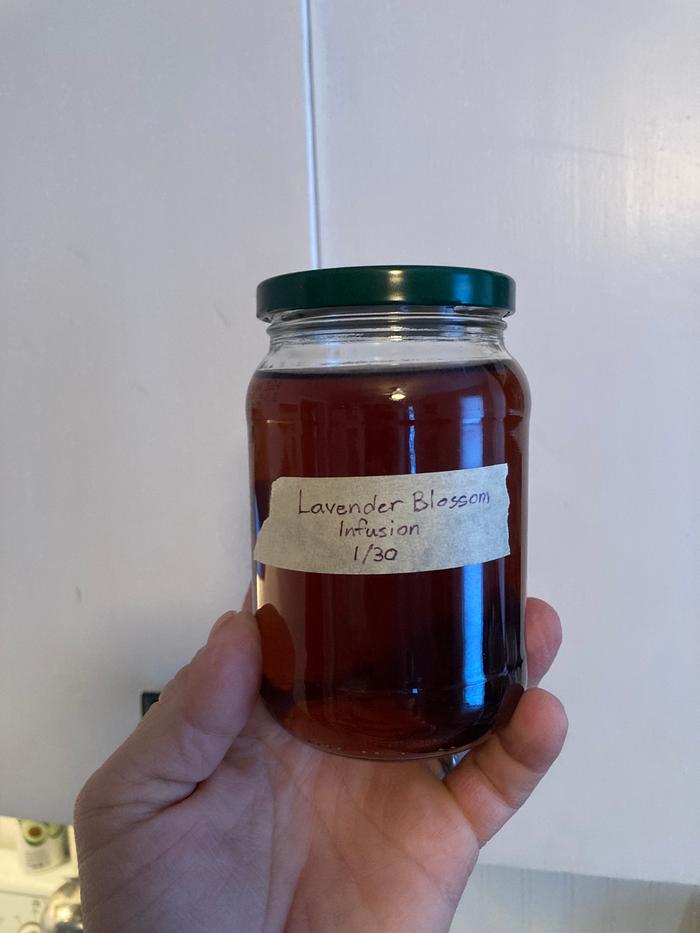 Completed infusion in its permanent, labelled container/jar