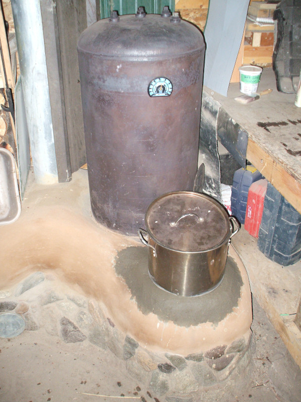 [Thumbnail for ss-pot-encloses-20-inch-wood-from-smoke-and-sparks2.JPG]