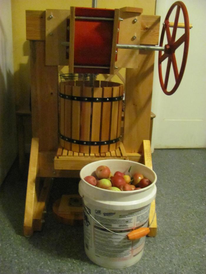 Cider press