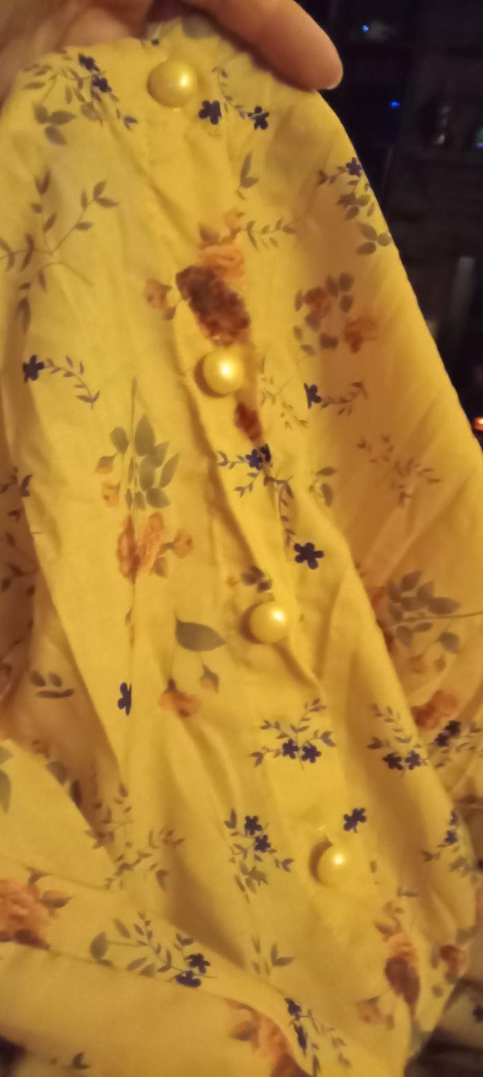 [Thumbnail for 6-Yellow-dress-with-buttons.jpg]