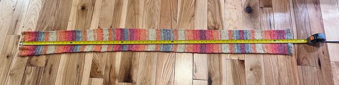 measuring length of a handknit scarf