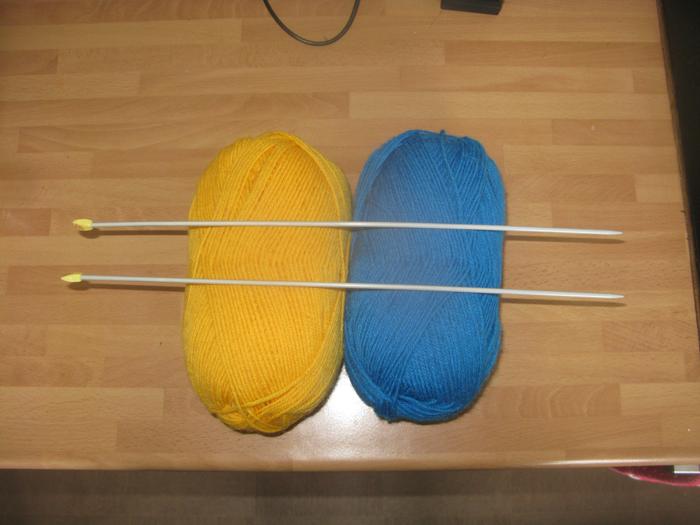 Wool-wool and pins.