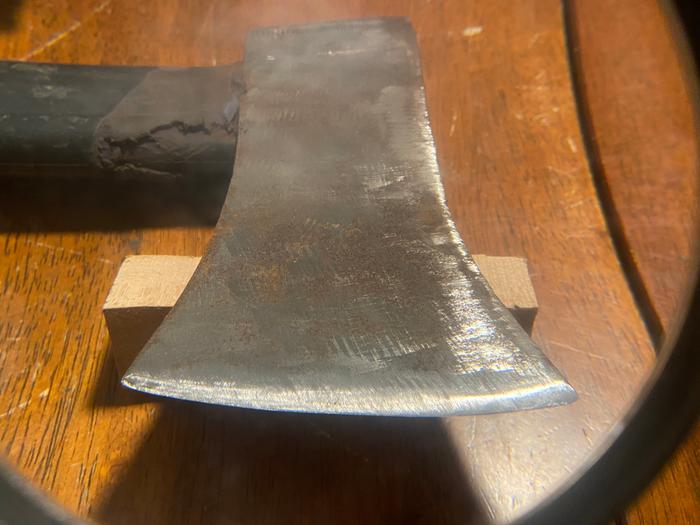 [Thumbnail for 3b_pic-of-sharp-edge.JPG]