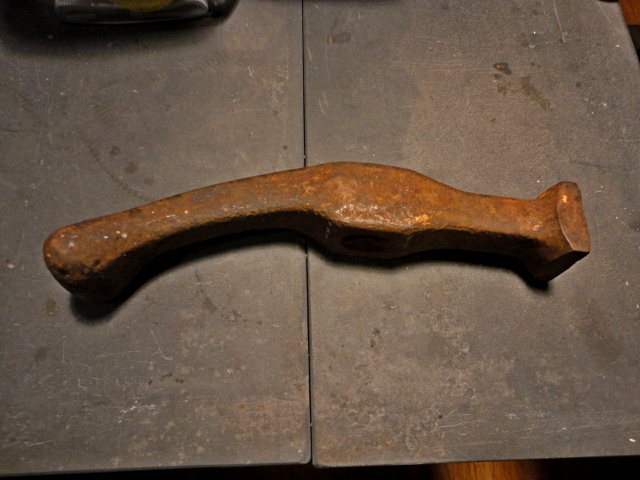 After I removed the cracked handle this is the head I was working to clean up and restore.