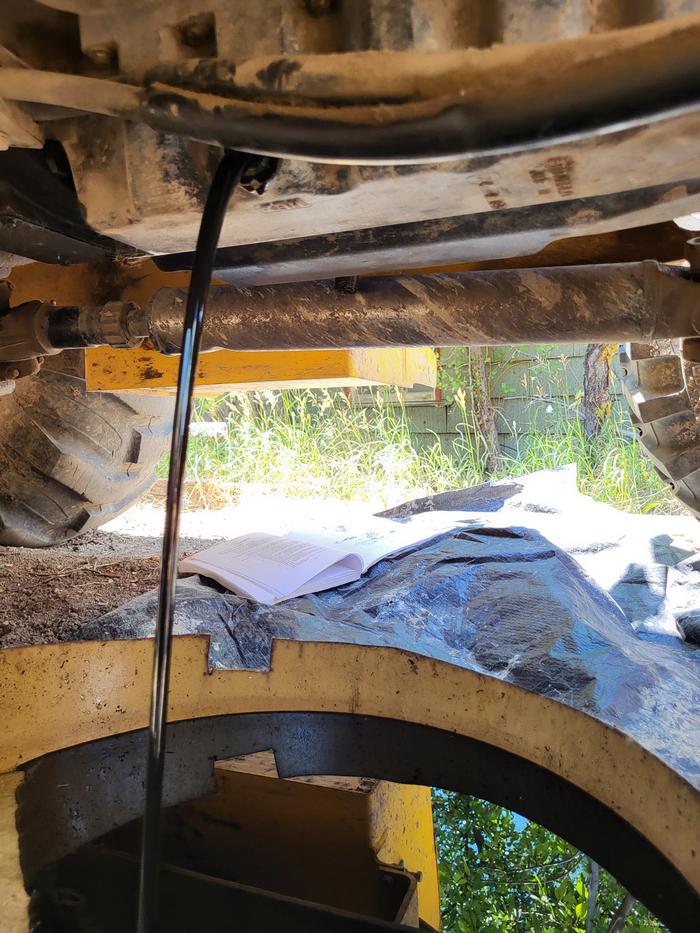 [Thumbnail for Engine-oil_emptying.jpg]