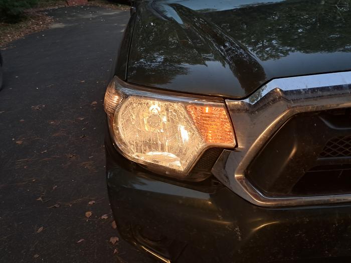 R front lights
