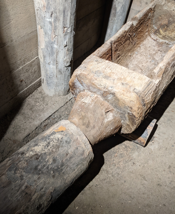 tapered joint in medieval wooden pipe