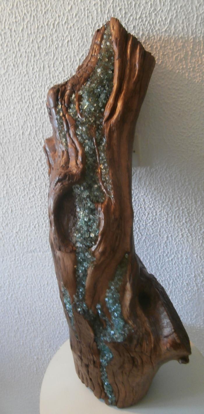 [Thumbnail for wood-and-beach-glass.jpg]