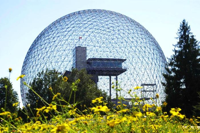 [Thumbnail for biodome-living.jpg]