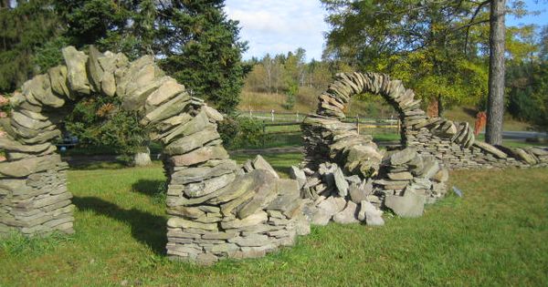 [Thumbnail for rock-fence.jpg]
