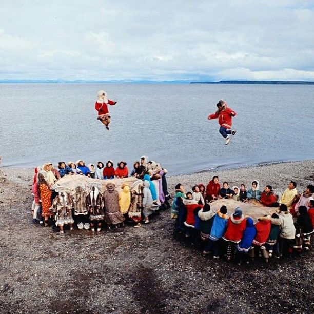 [Thumbnail for eskimo-blanket-toss.jpg]