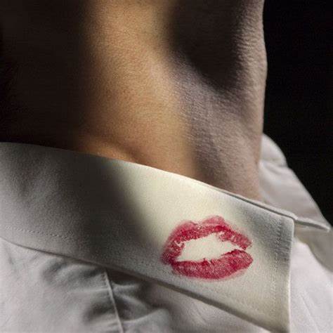 [Thumbnail for lipstick.jpg]