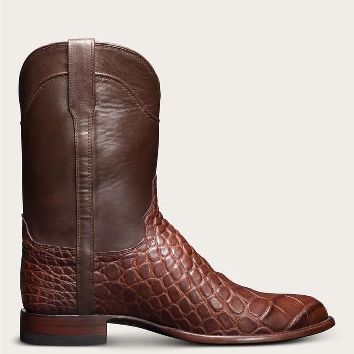 [Thumbnail for tovas.gator.boot.jpg]