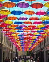 [Thumbnail for umbrella-light.jpg]