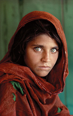 [Thumbnail for Afghan-girl-Sharbat-Gula-1985.jpg]