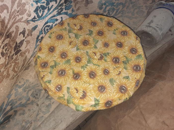 New wax wrap, with sunflowers