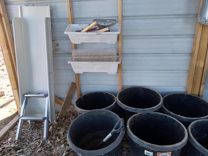 growing containers for greenhouse
