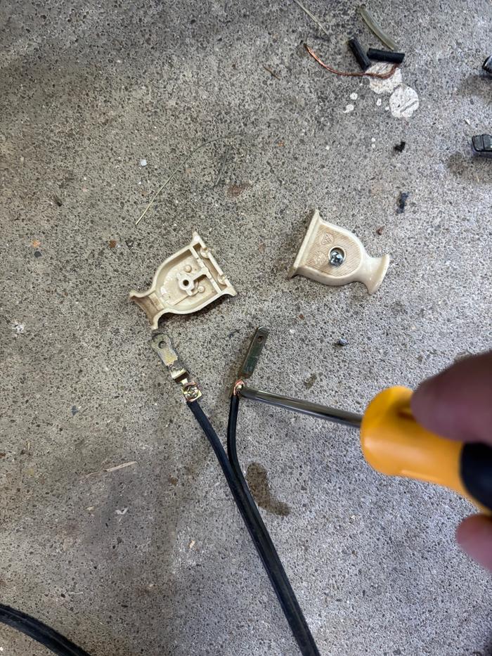Replacing the plug